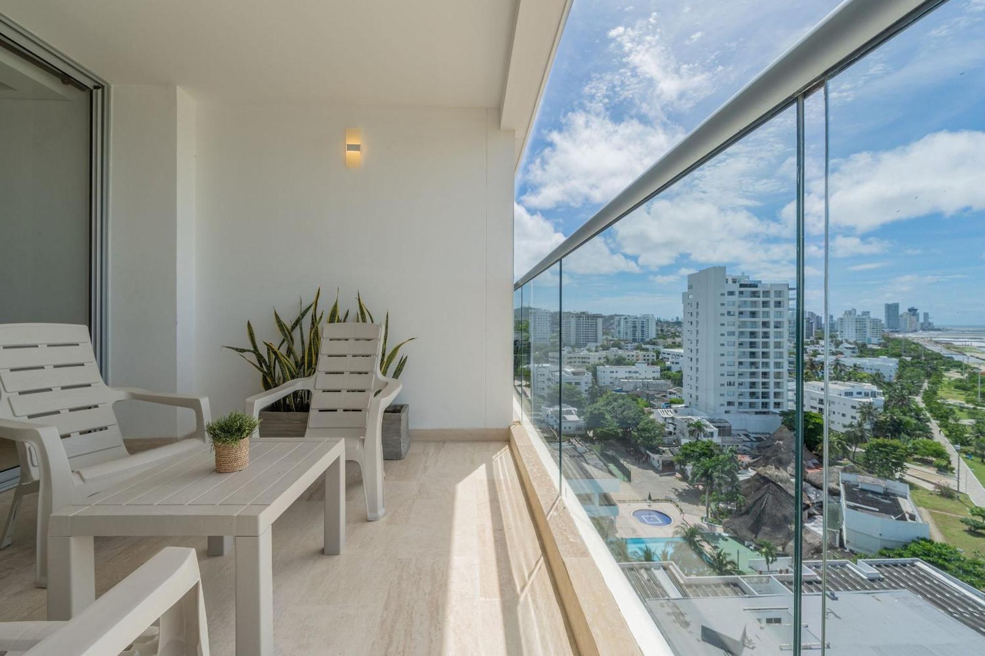 Exclusivo Nuevo Frente Al Mar Apartamento *