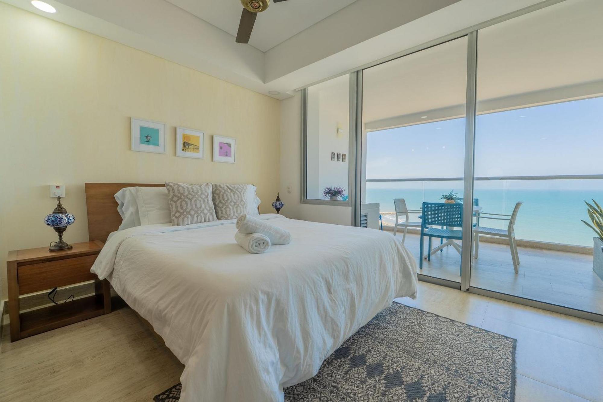 Exclusivo Nuevo Frente Al Mar Apartamento *